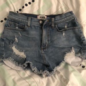 Pink-festival shorts